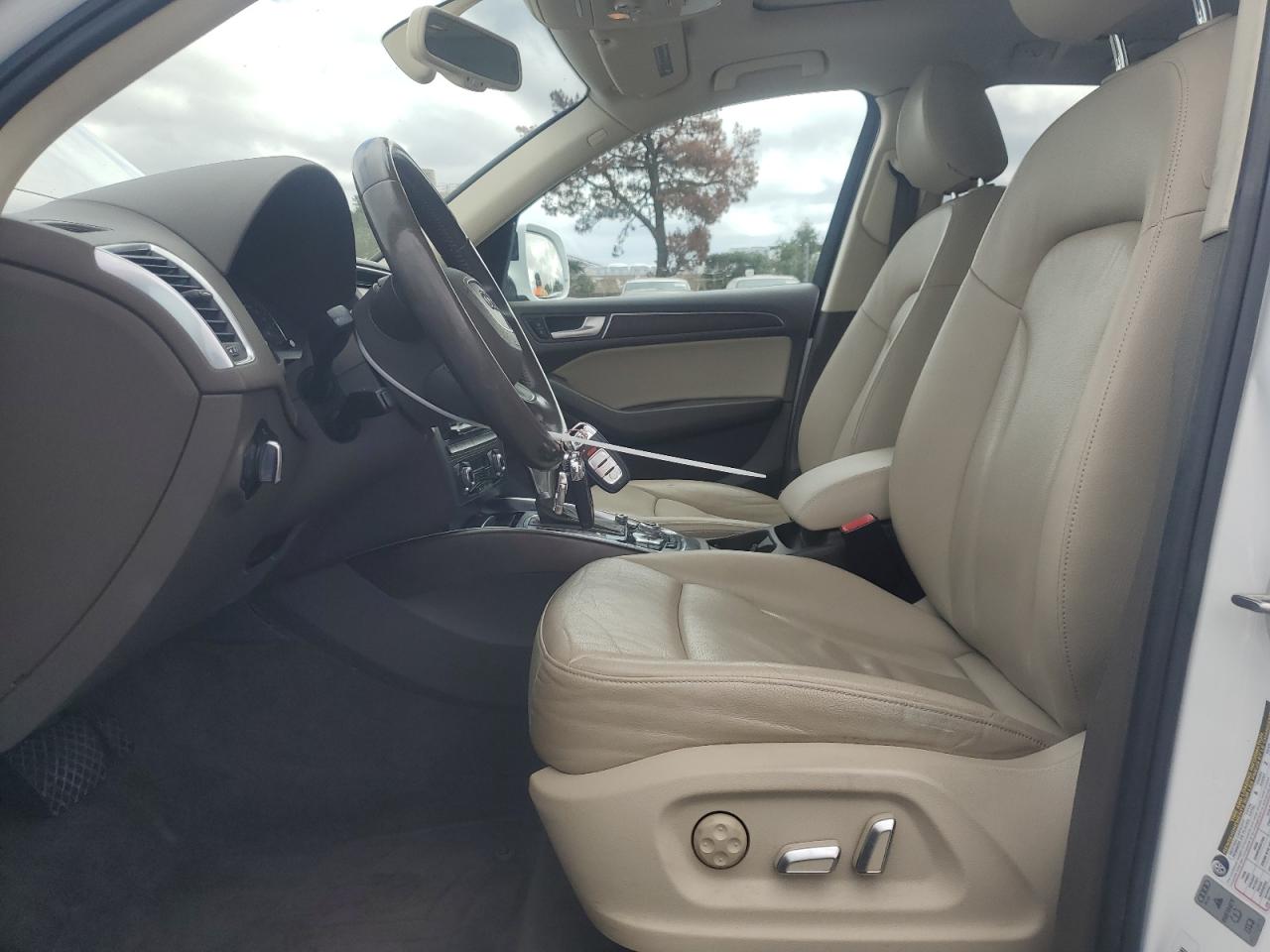 2015 Audi Q5 Premium Plus VIN: WA1LFAFP5FA022031 Lot: 82470225