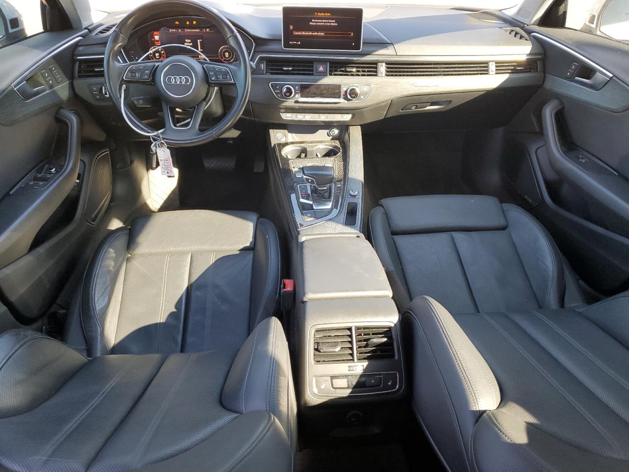 2017 Audi A4 Prestige VIN: WAUFNAF47HN038672 Lot: 82444655