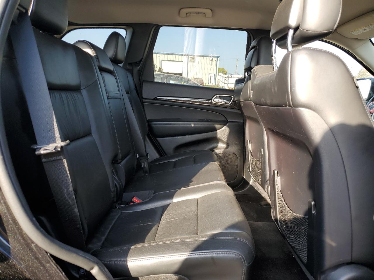 2012 Jeep Grand Cherokee Laredo VIN: 1C4RJFAGXCC353304 Lot: 82006965