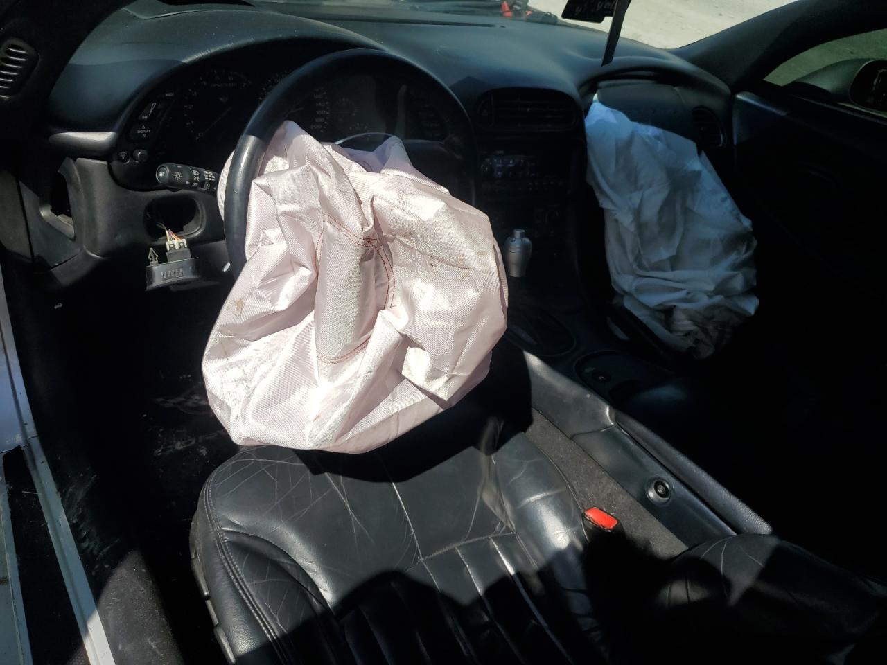 1998 Chevrolet Corvette VIN: 1G1YY22G9W5130736 Lot: 84995165