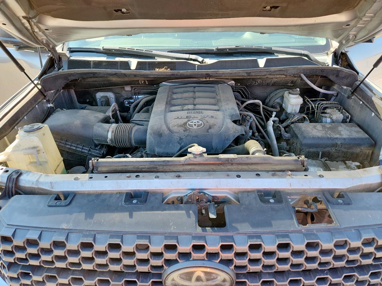 2018 Toyota Tundra Crewmax Sr5 VIN: 5TFEM5F15JX132767 Lot: 84360765