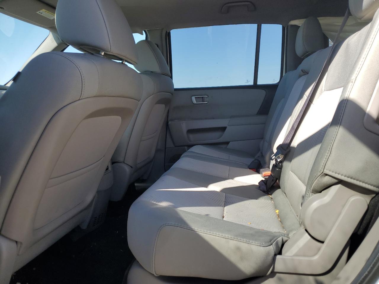 2014 Honda Pilot Lx VIN: 5FNYF4H2XEB041808 Lot: 85098165