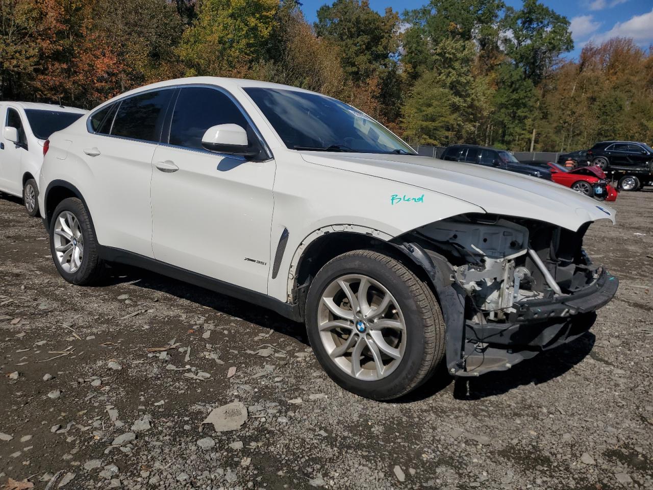 Фото: 5UXKU2C52G0N79890