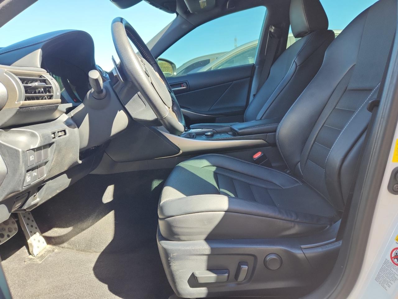 2019 Lexus Is 300 VIN: JTHC81D26K5035251 Lot: 85595135