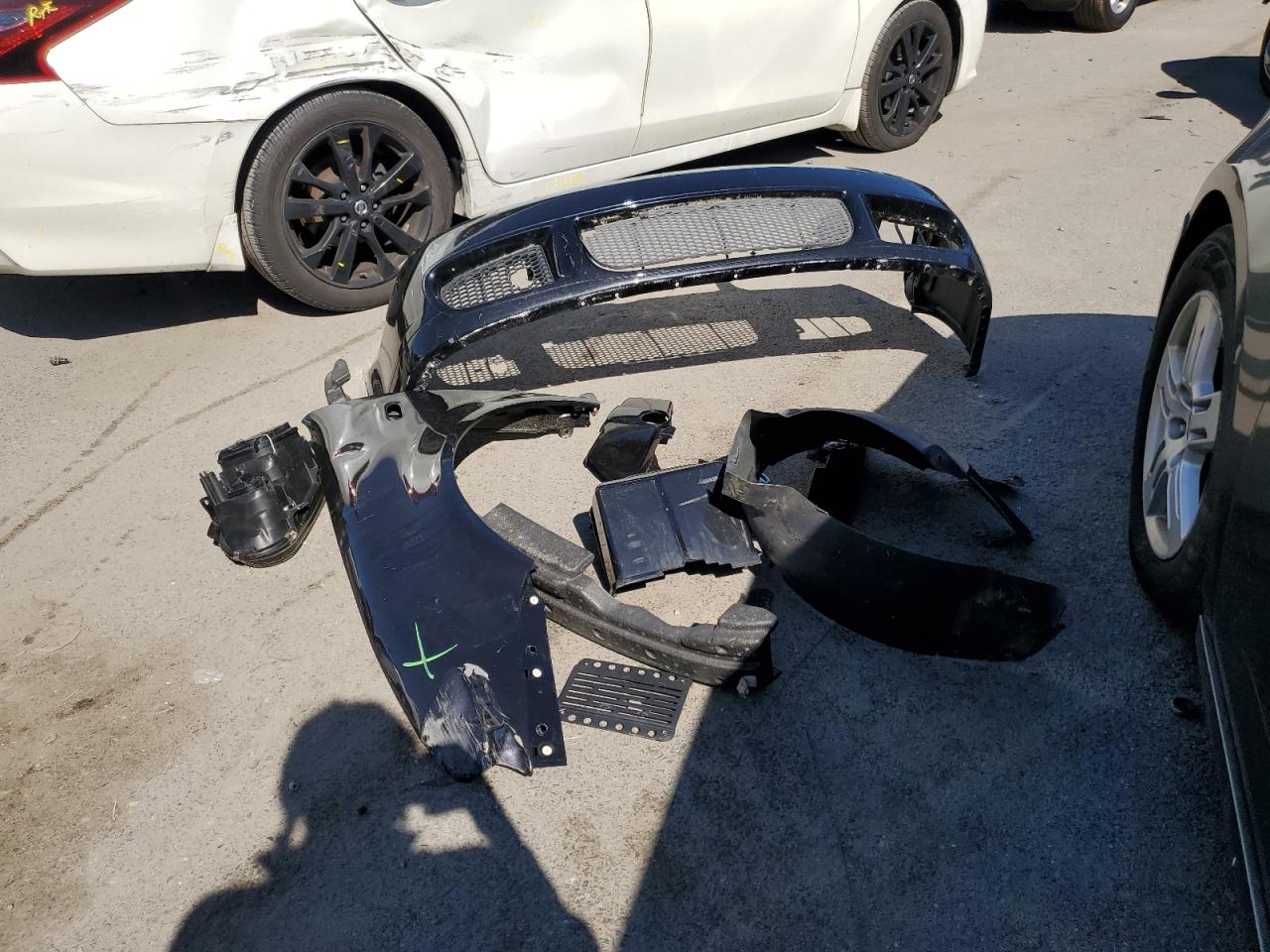 2004 Volkswagen R32 VIN: WVWKG61J44D130098 Lot: 84397785