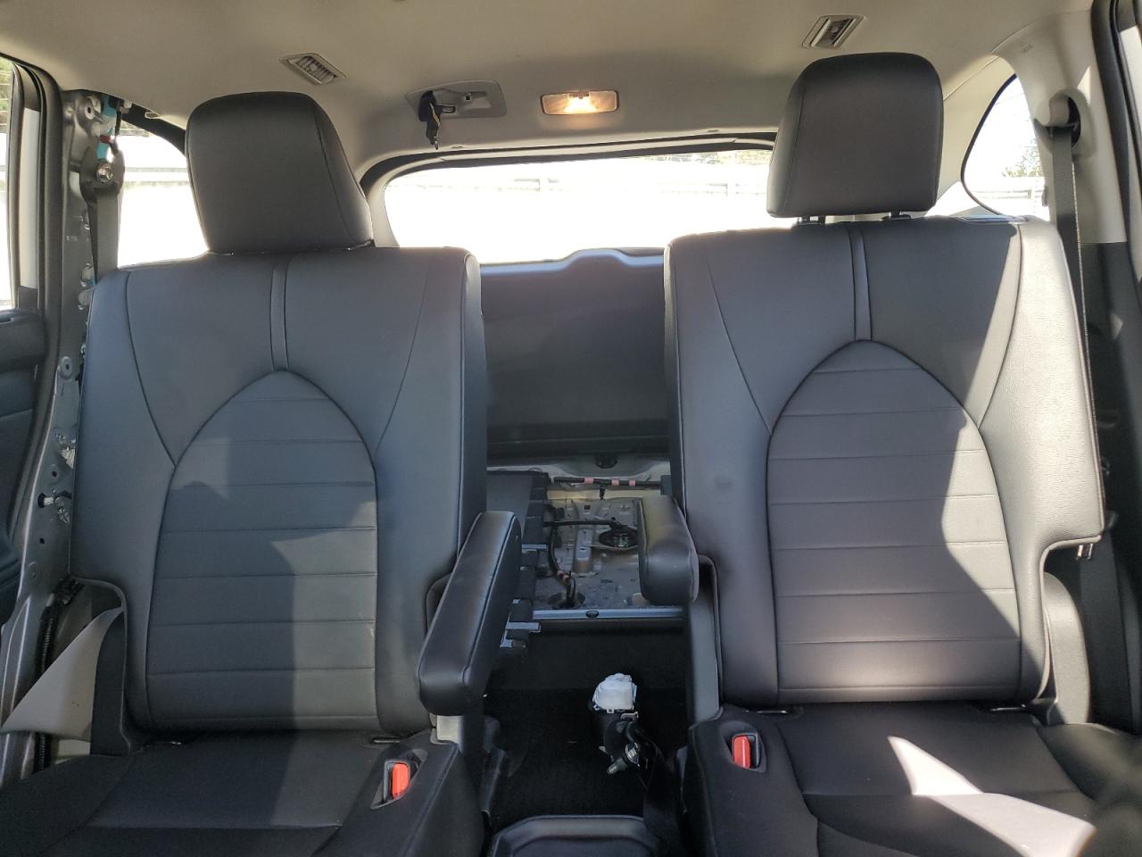 2020 Toyota Highlander Xle VIN: 5TDGZRBH9LS515995 Lot: 82210115