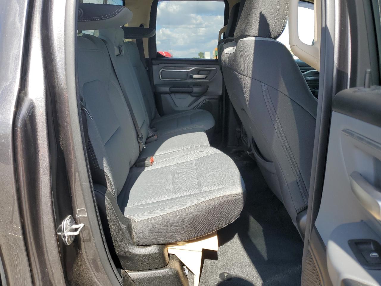 2020 Ram 1500 Big Horn/Lone Star VIN: 1C6SRFBT8LN190640 Lot: 82311375