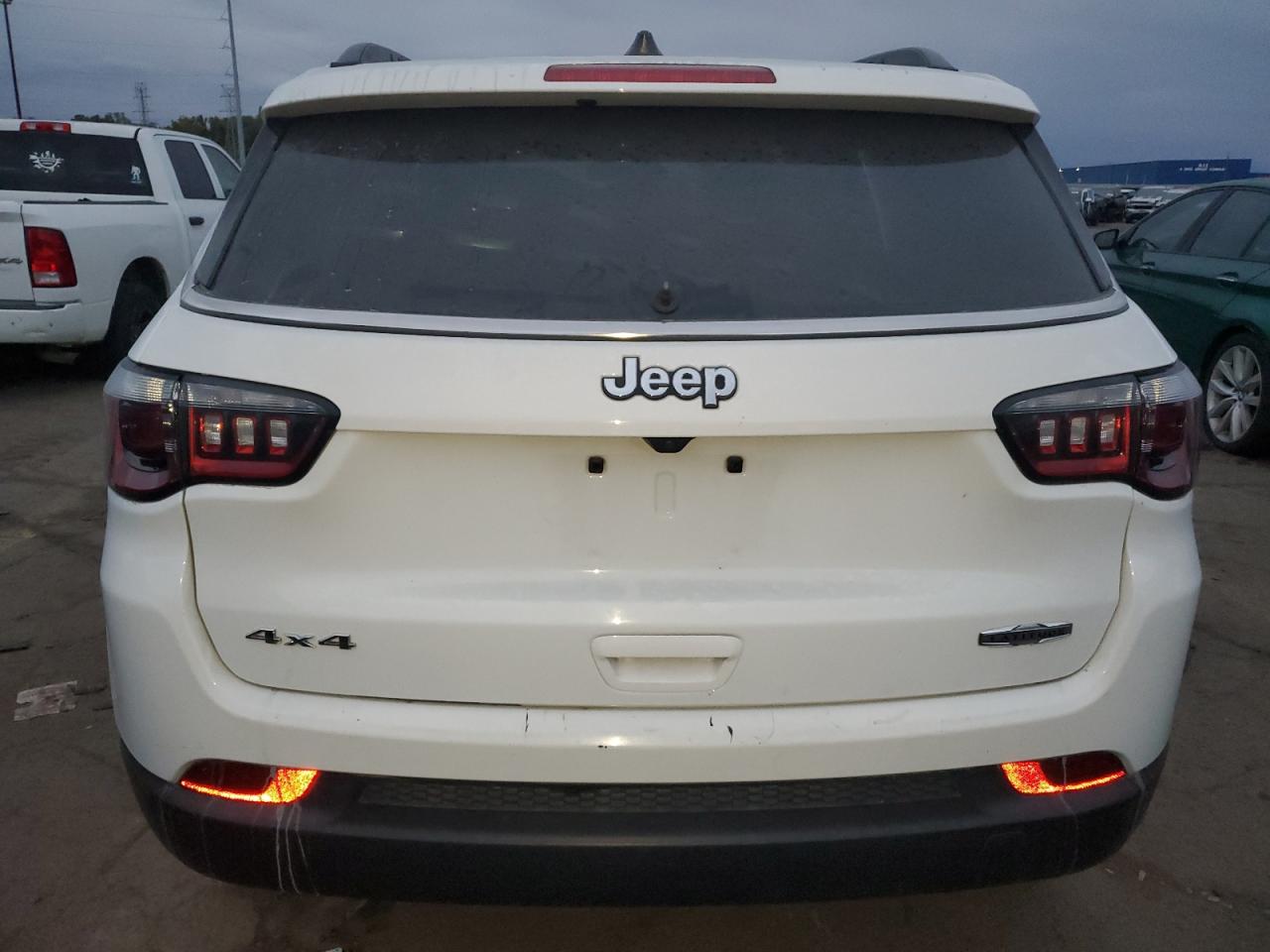 2024 Jeep Compass Latitude VIN: 3C4NJDBNXRT597063 Lot: 82132385