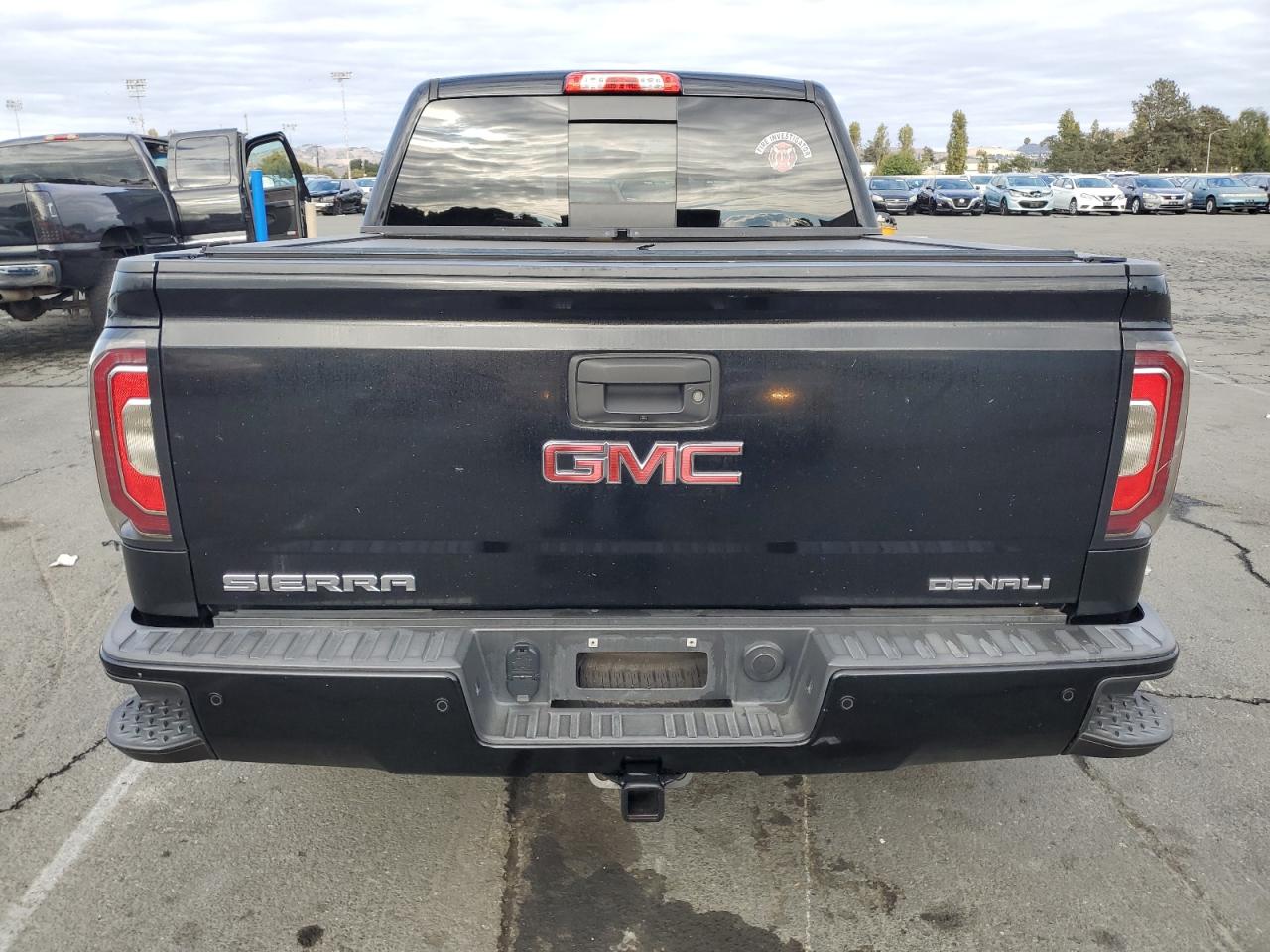 2017 GMC Sierra K1500 Denali VIN: 3GTU2PEJ0HG186619 Lot: 86846305