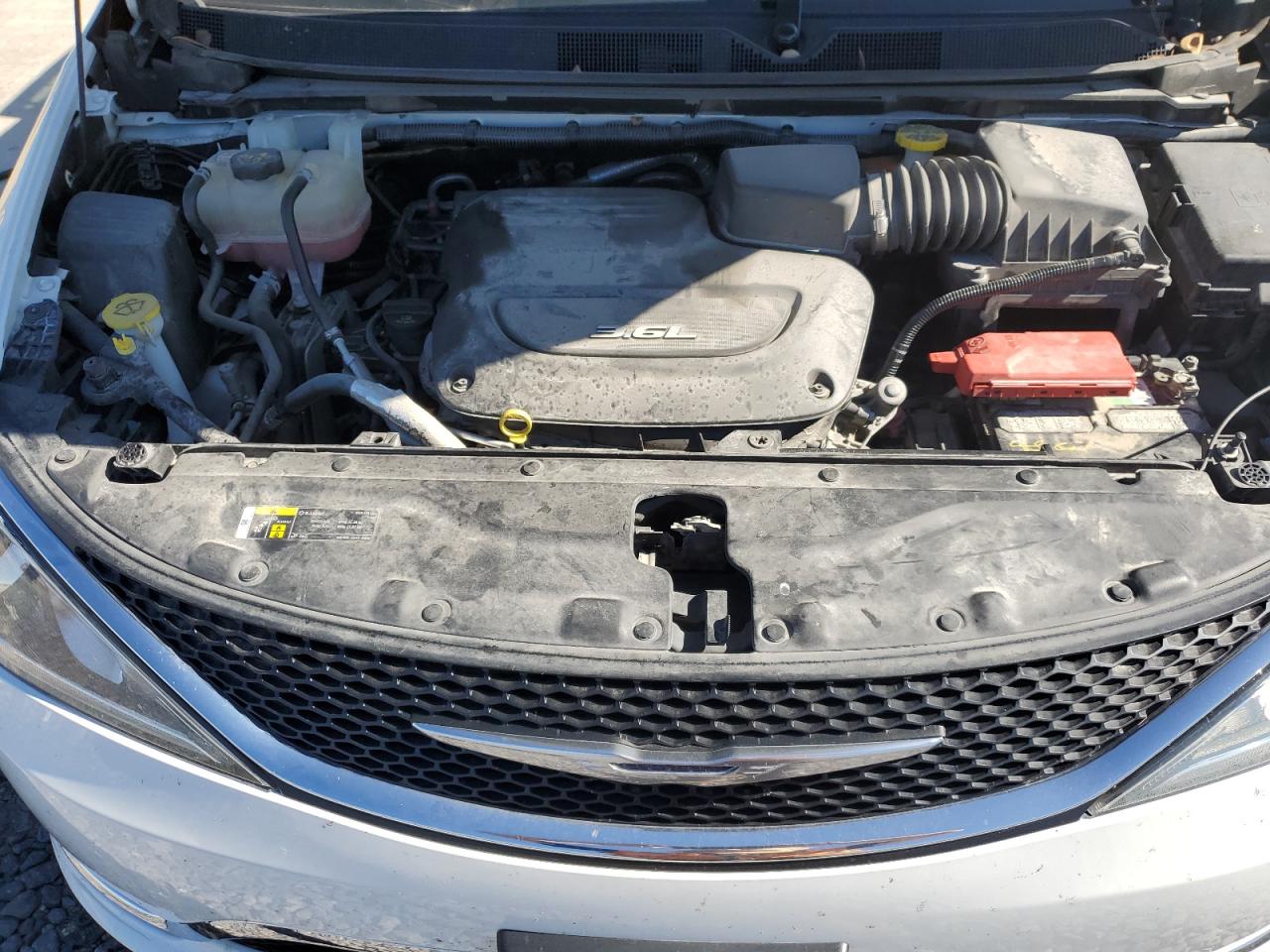 2018 Chrysler Pacifica Touring L VIN: 2C4RC1BG7JR113661 Lot: 87064125