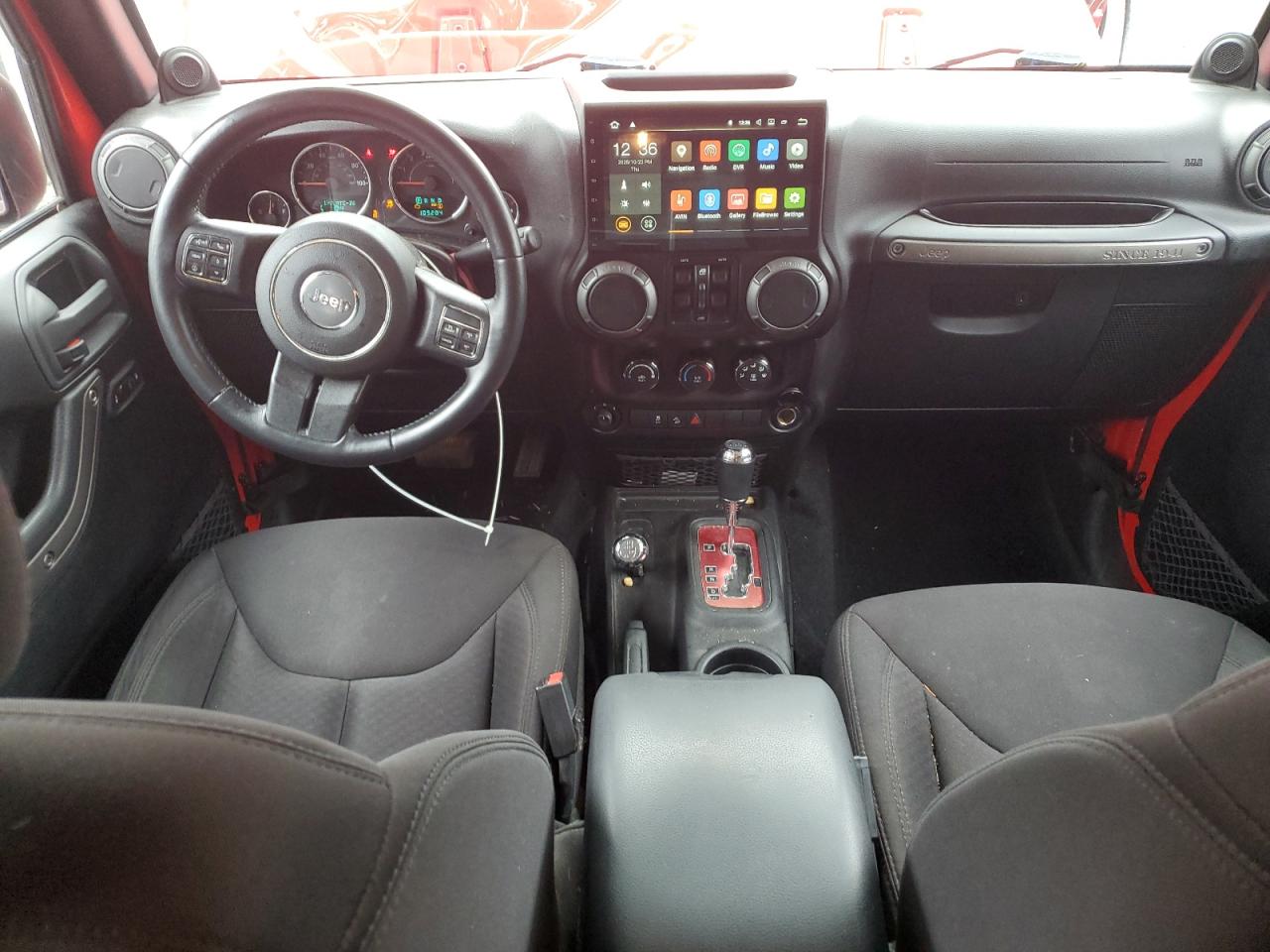 2014 Jeep Wrangler Unlimited Sport VIN: 1C4BJWDG6EL145601 Lot: 86248915