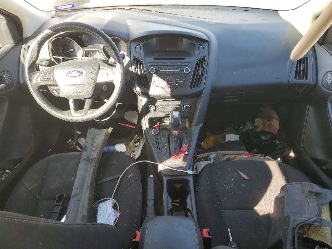 2015 Ford Focus Se VIN: 1FADP3F23FL343079 Lot: 90895415