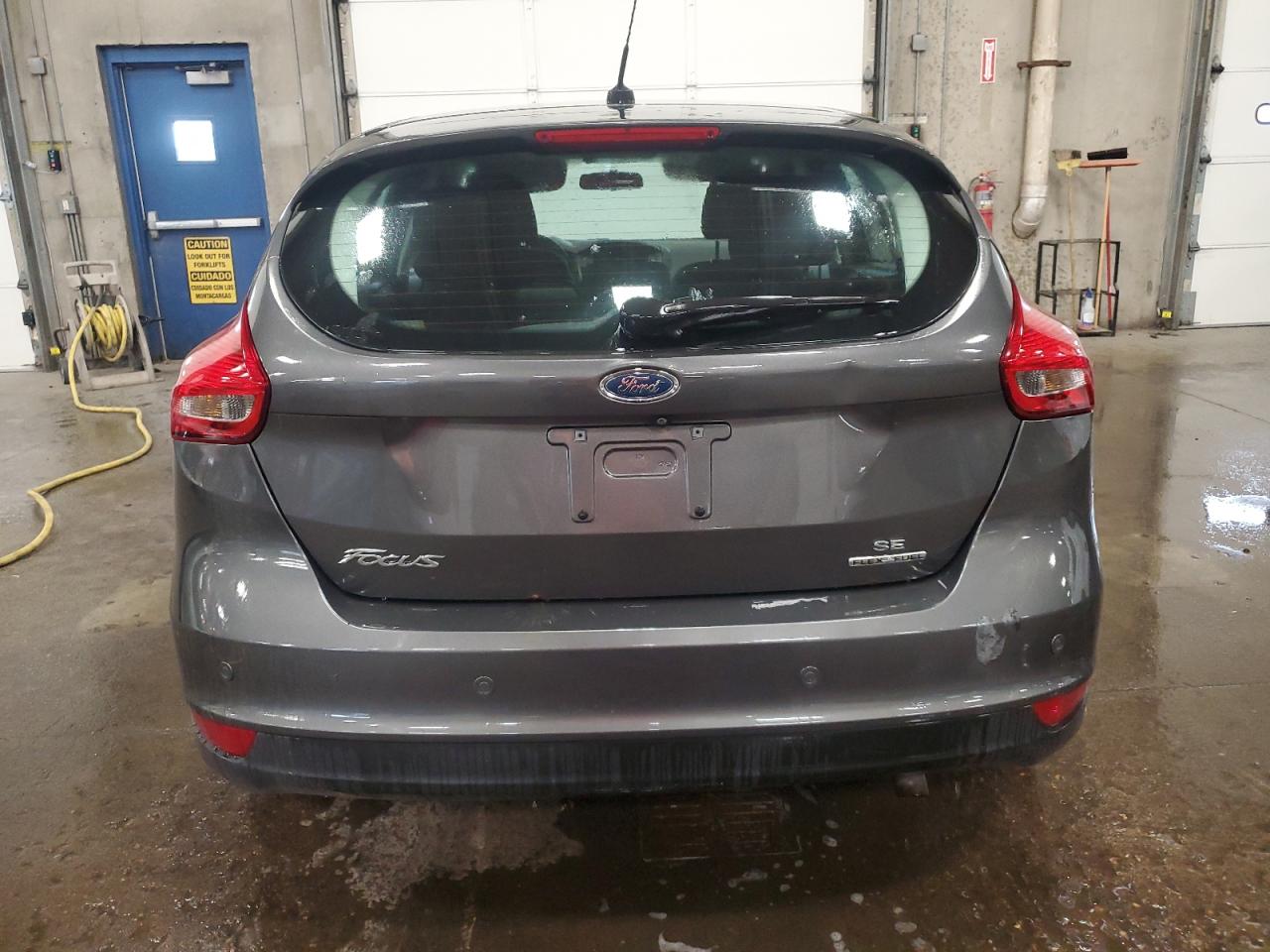 2016 Ford Focus Se VIN: 1FADP3K25GL285077 Lot: 85584075