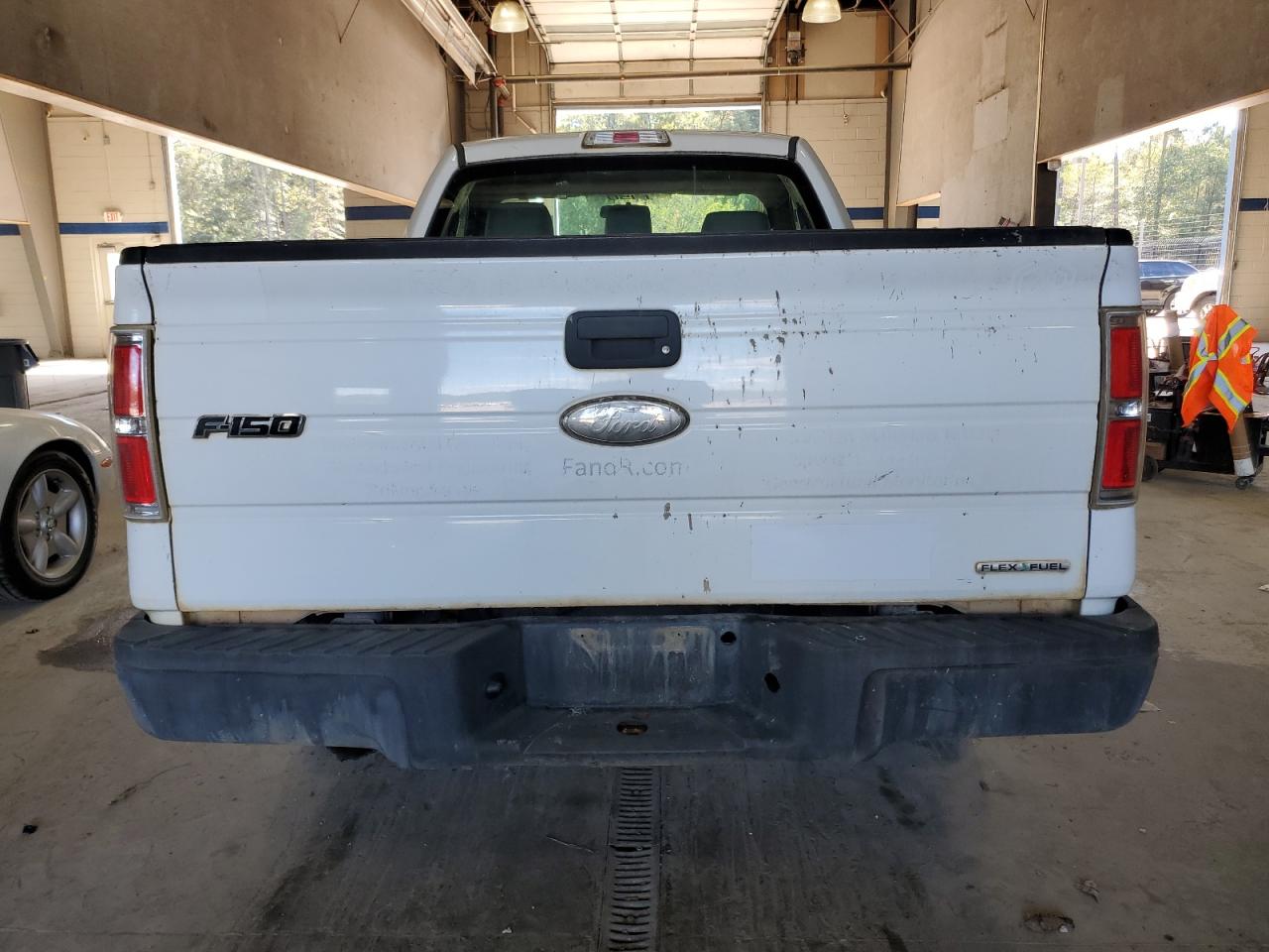 2012 Ford F150 VIN: 1FTMF1CM1CFB81082 Lot: 85725395