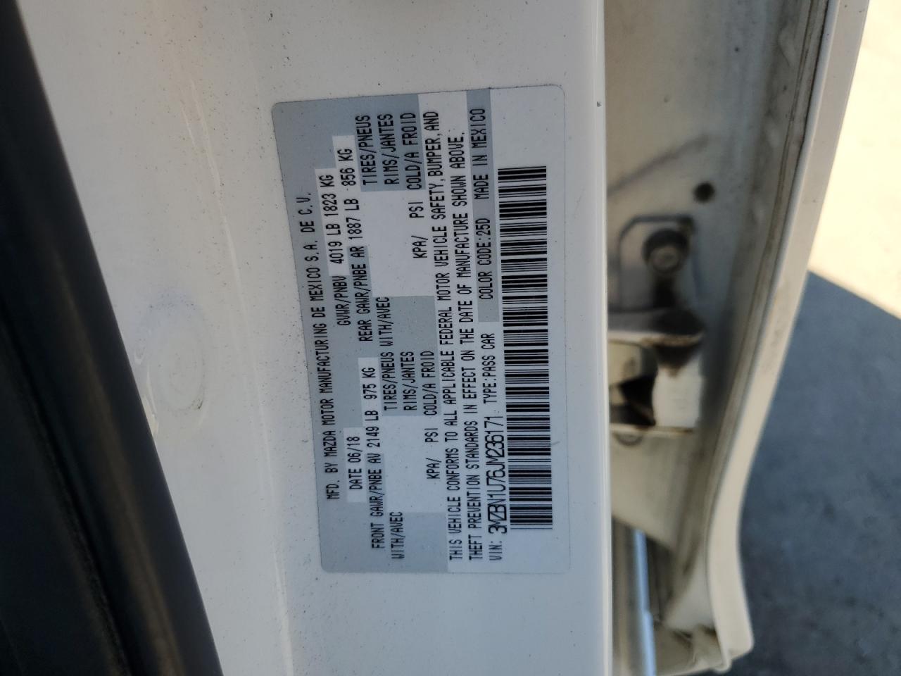 2018 Mazda 3 Sport VIN: 3MZBN1U76JM236171 Lot: 86524095