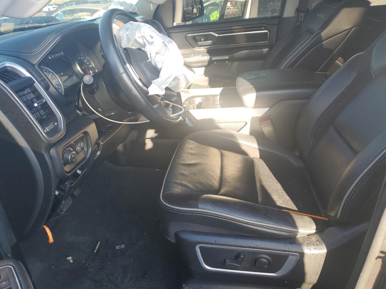 2022 Ram 1500 Laramie VIN: 1C6SRFJT6NN342693 Lot: 86617275