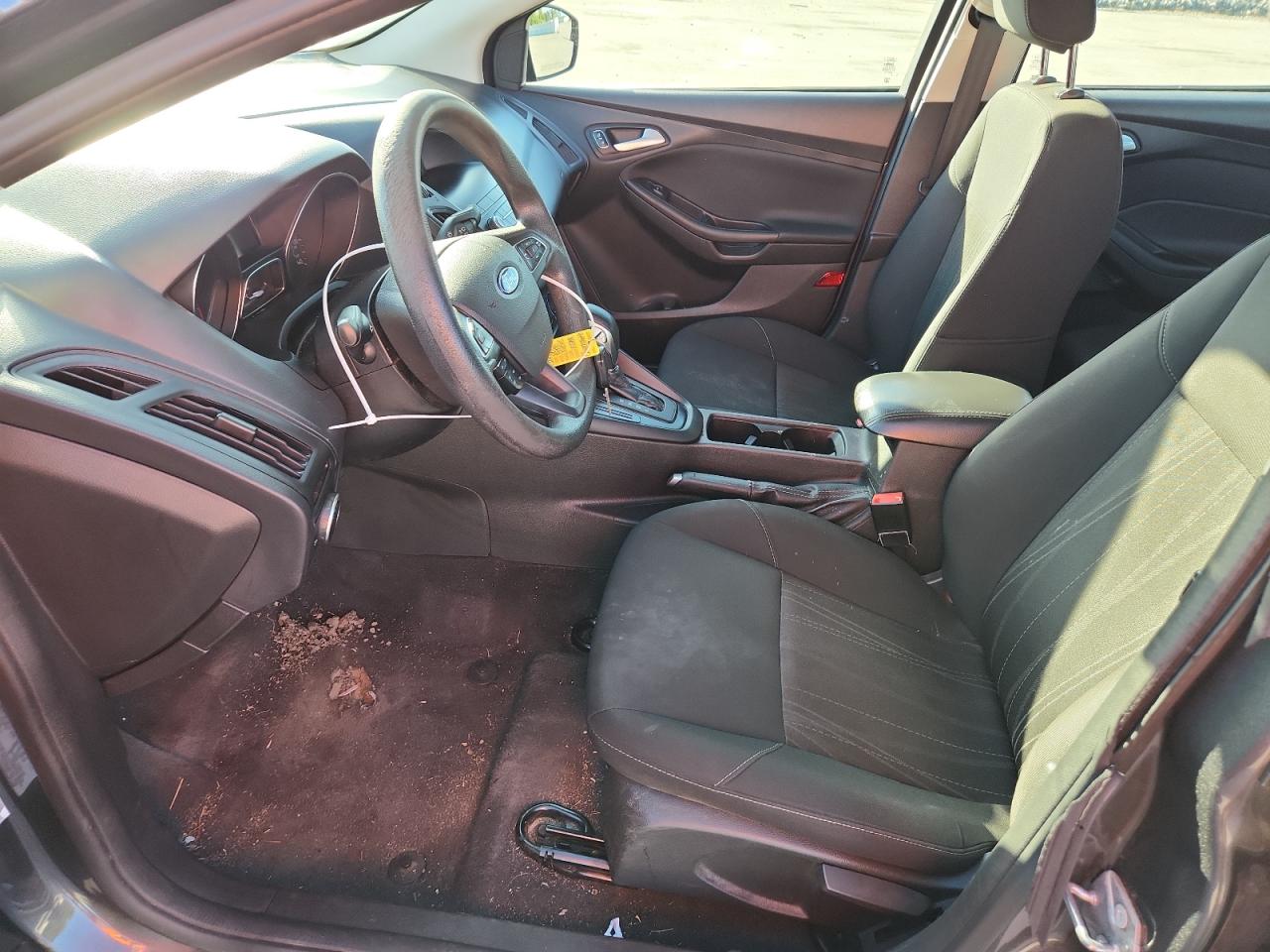 2018 Ford Focus Se VIN: 1FADP3F26JL280259 Lot: 85183545