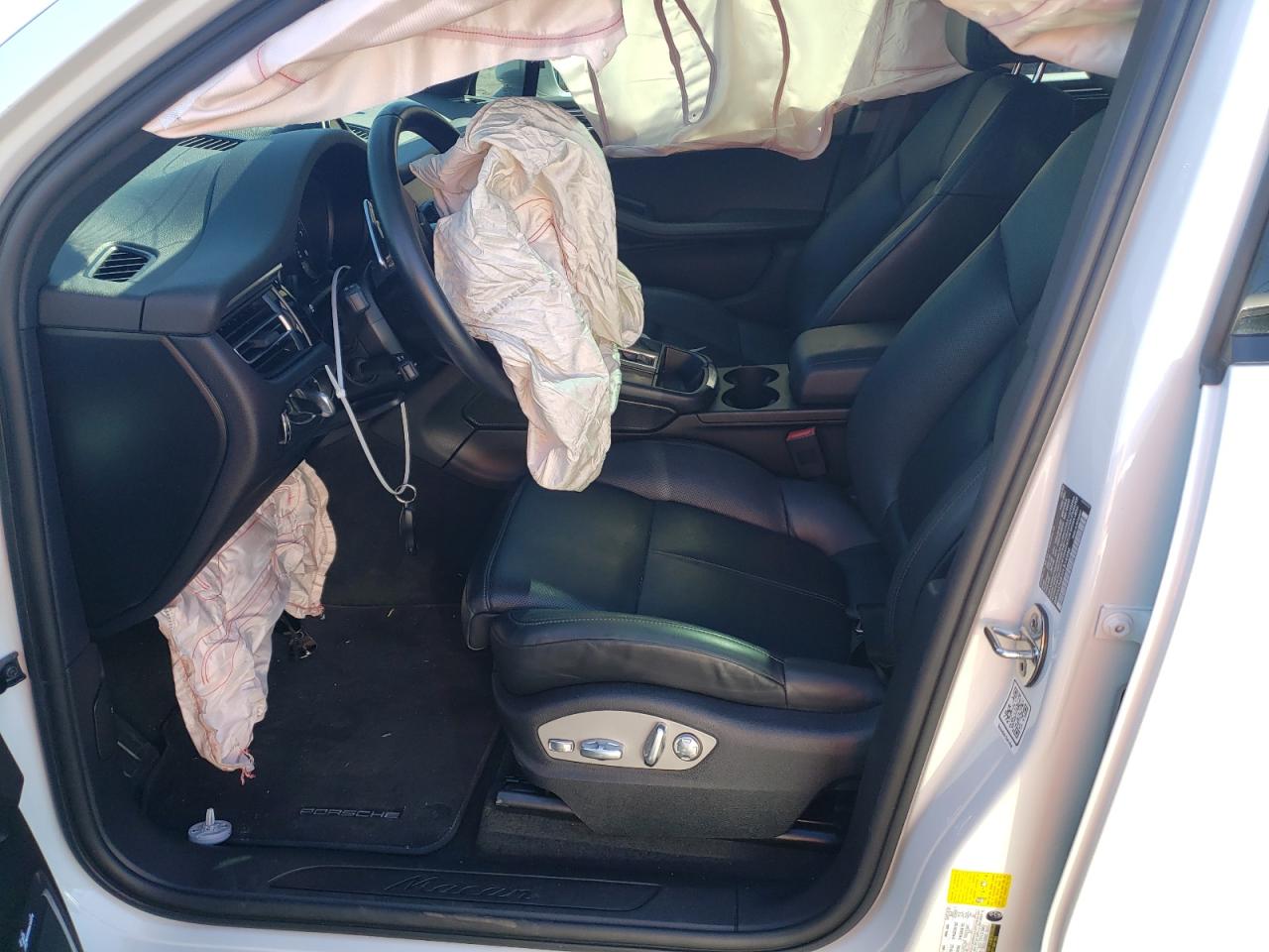 2023 Porsche Macan Base VIN: WP1AA2A51PLB14930 Lot: 86604235