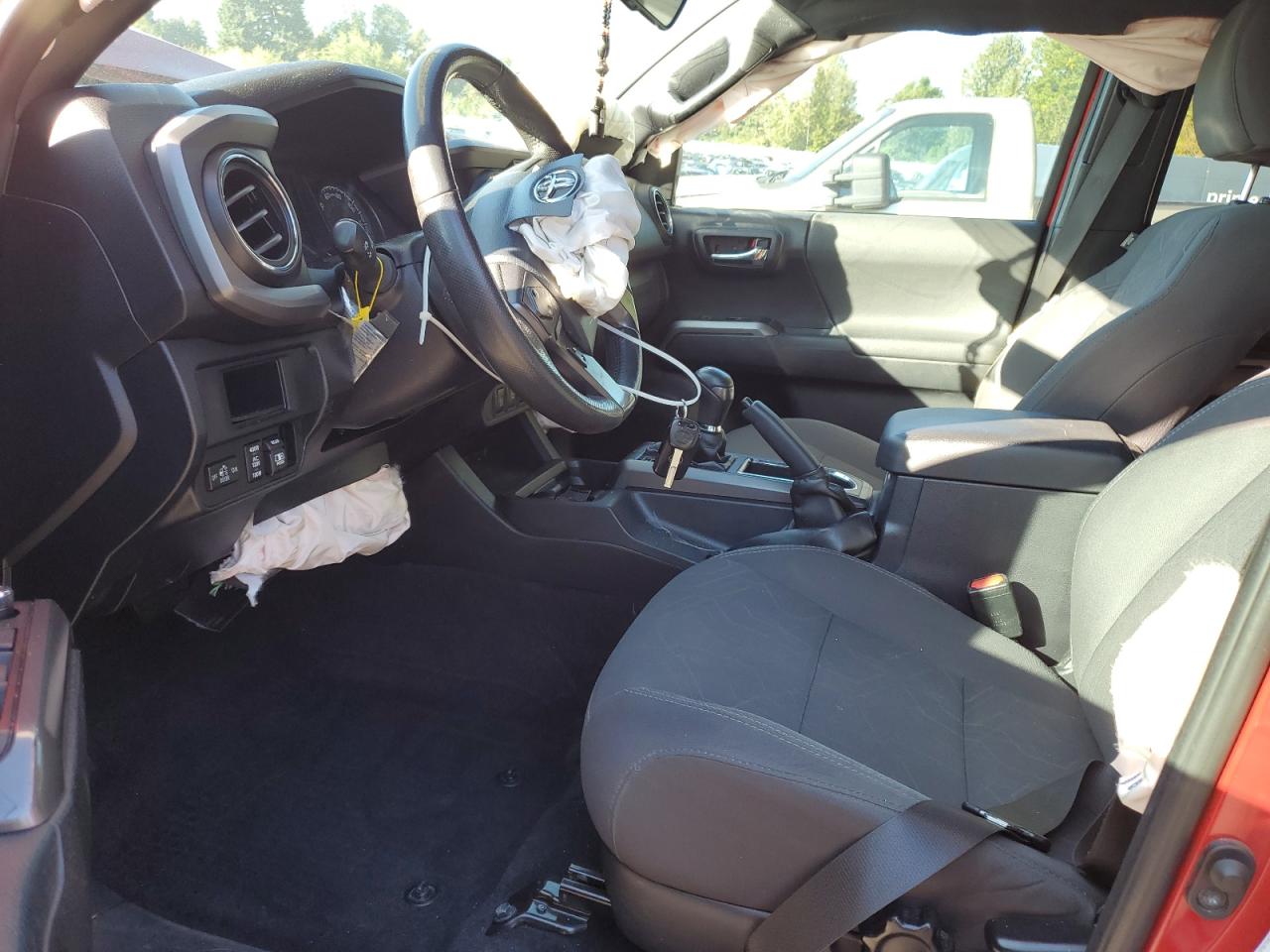 2017 Toyota Tacoma Double Cab VIN: 3TMCZ5AN4HM105644 Lot: 82253995