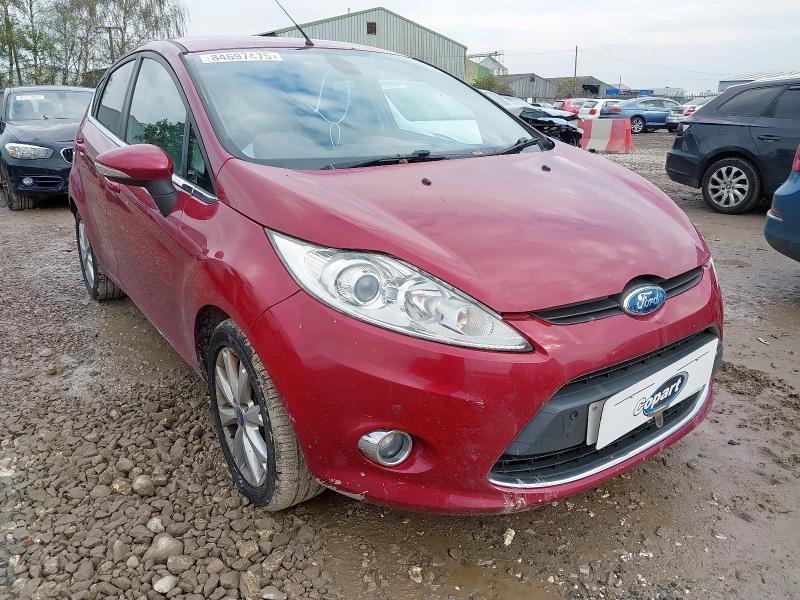 2010 FORD FIESTA TITANIUM 