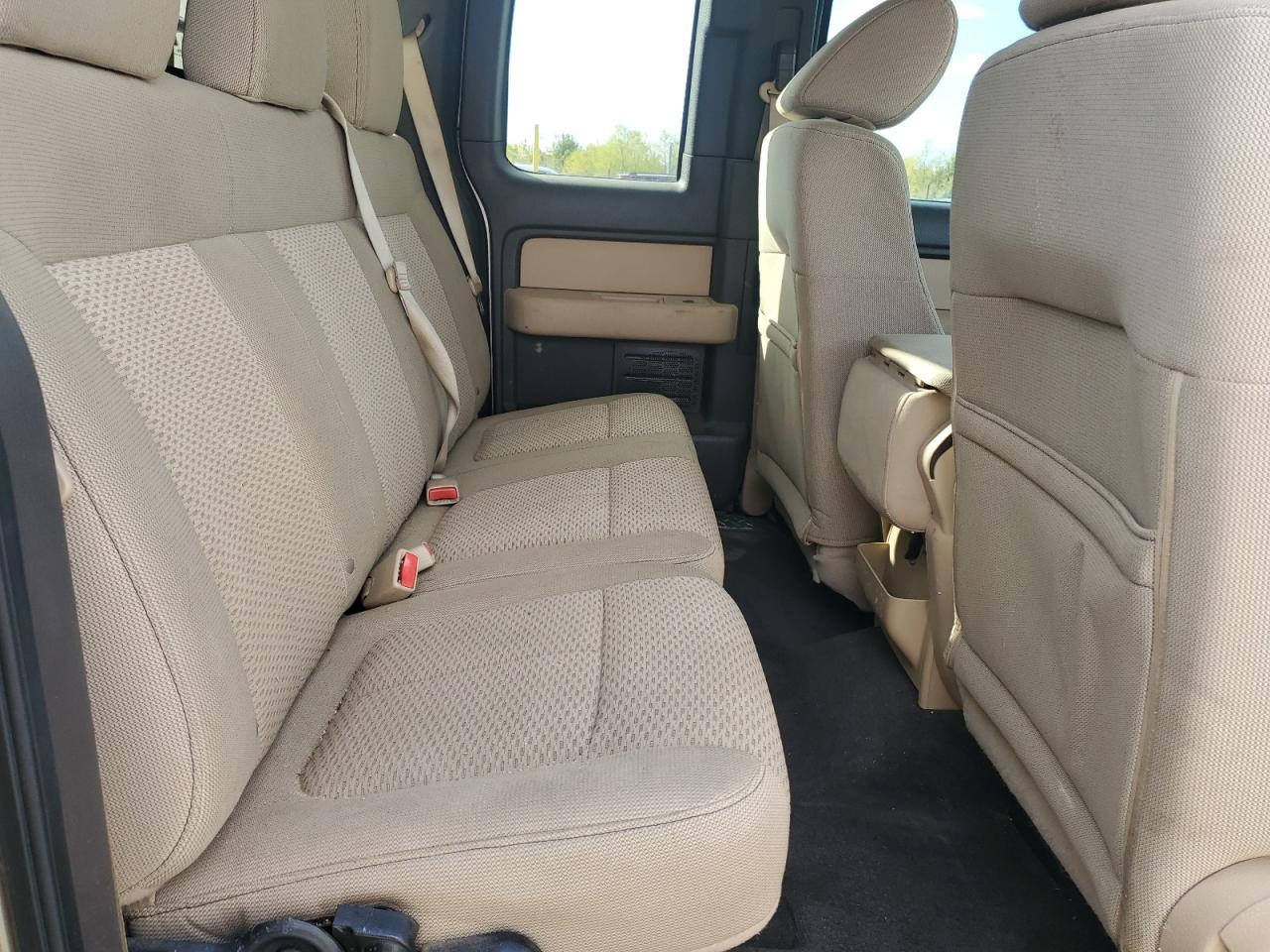 2011 Ford F150 Super Cab VIN: 1FTFX1ET9BFC47211 Lot: 90366235