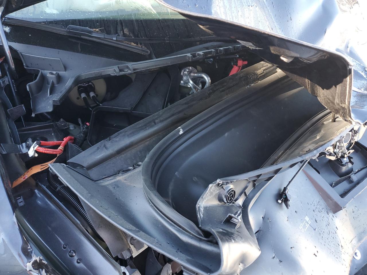 2024 Tesla Model Y VIN: 7SAYGDED8RA330260 Lot: 86276315