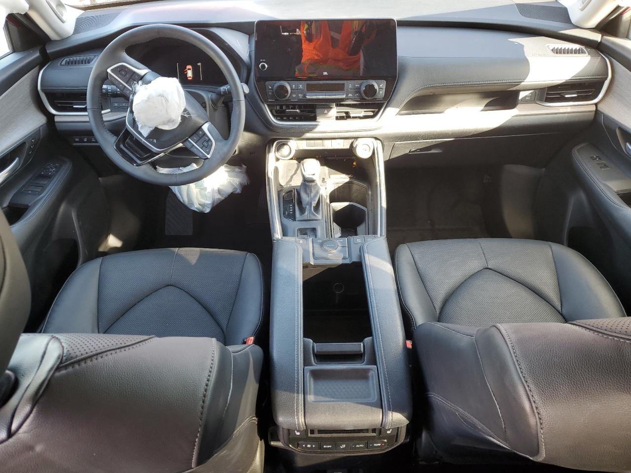 2024 Toyota Grand Highlander Xle VIN: 5TDACAB52RS013417 Lot: 82287625