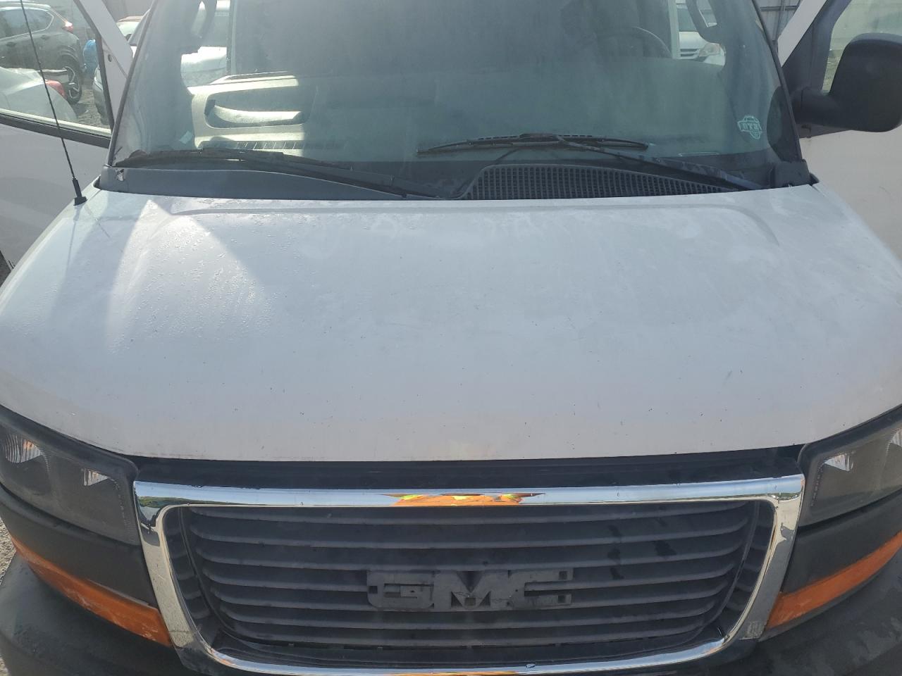 2019 GMC Savana G2500 VIN: 1GTW7AFG8K1290369 Lot: 85704755