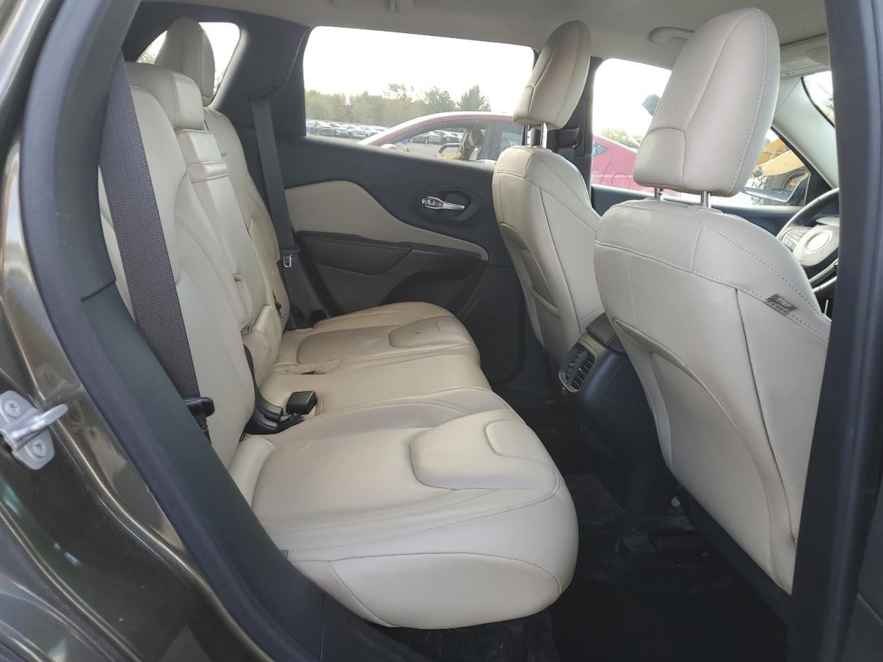 2015 Jeep Cherokee Limited VIN: 1C4PJMDS2FW649402 Lot: 89918225