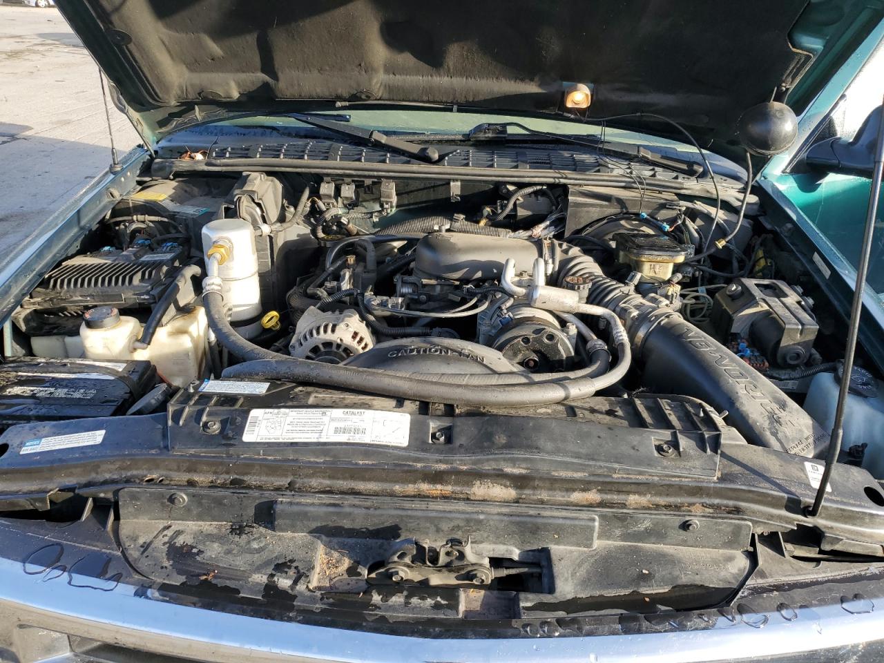 1997 Chevrolet Blazer VIN: 1GNCT18W6VK121296 Lot: 86442035