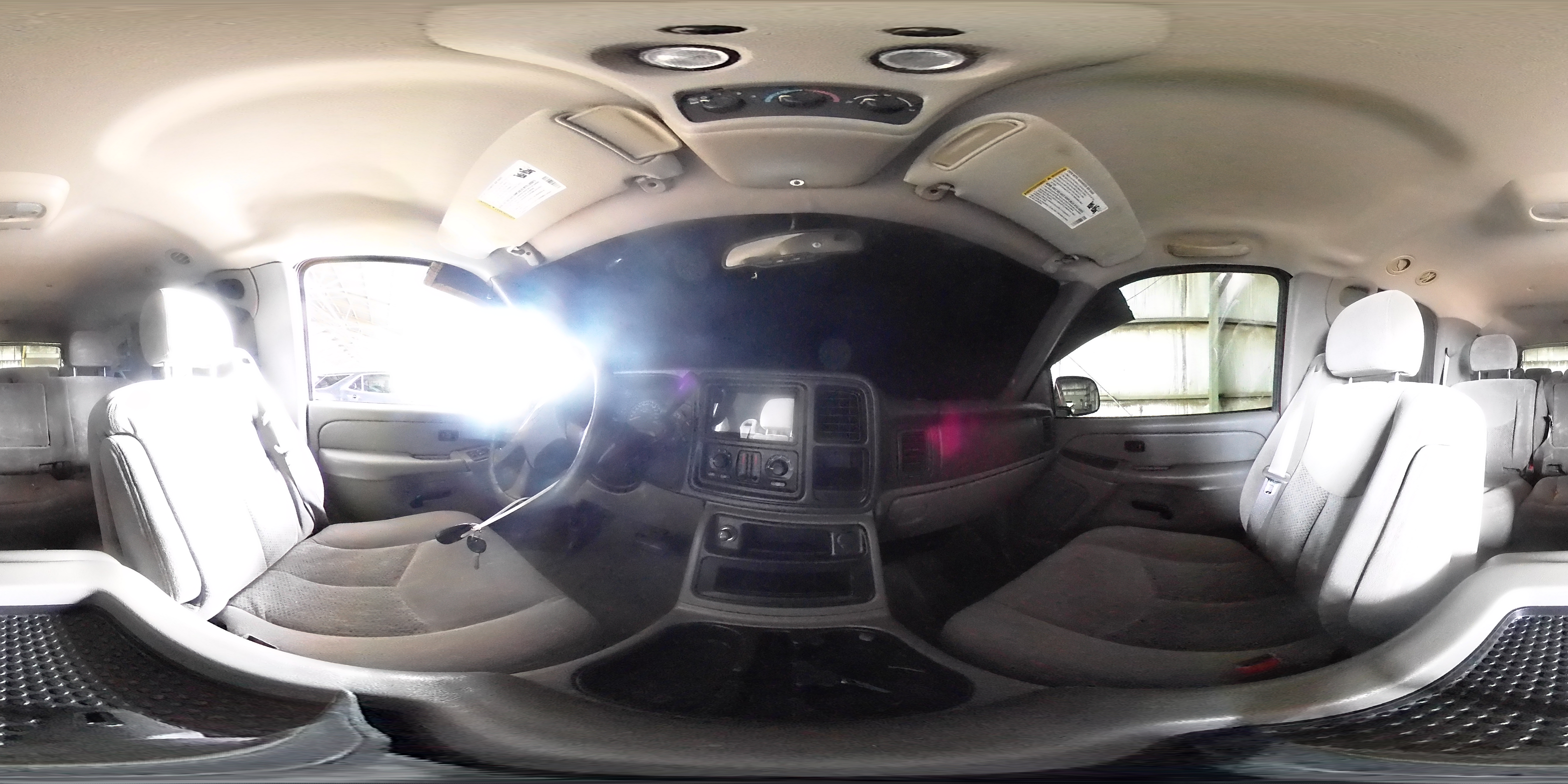 2004 Chevrolet Tahoe C1500 VIN: 1GNEC13T14J266448 Lot: 86475645