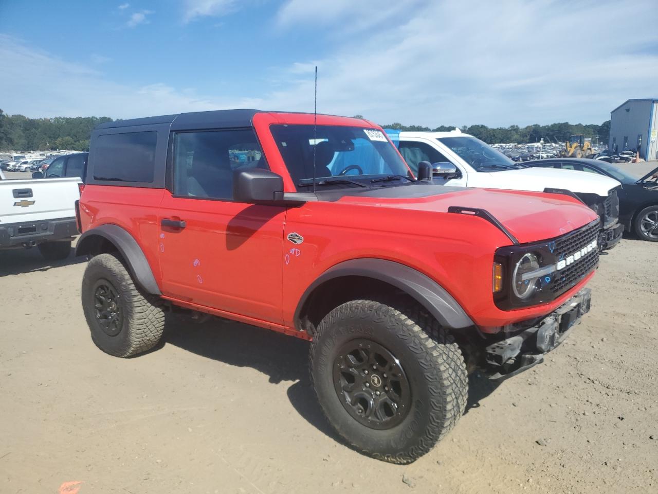 2022 Ford Bronco Base VIN: 1FMDE5CP0NLA81589 Lot: 85753645