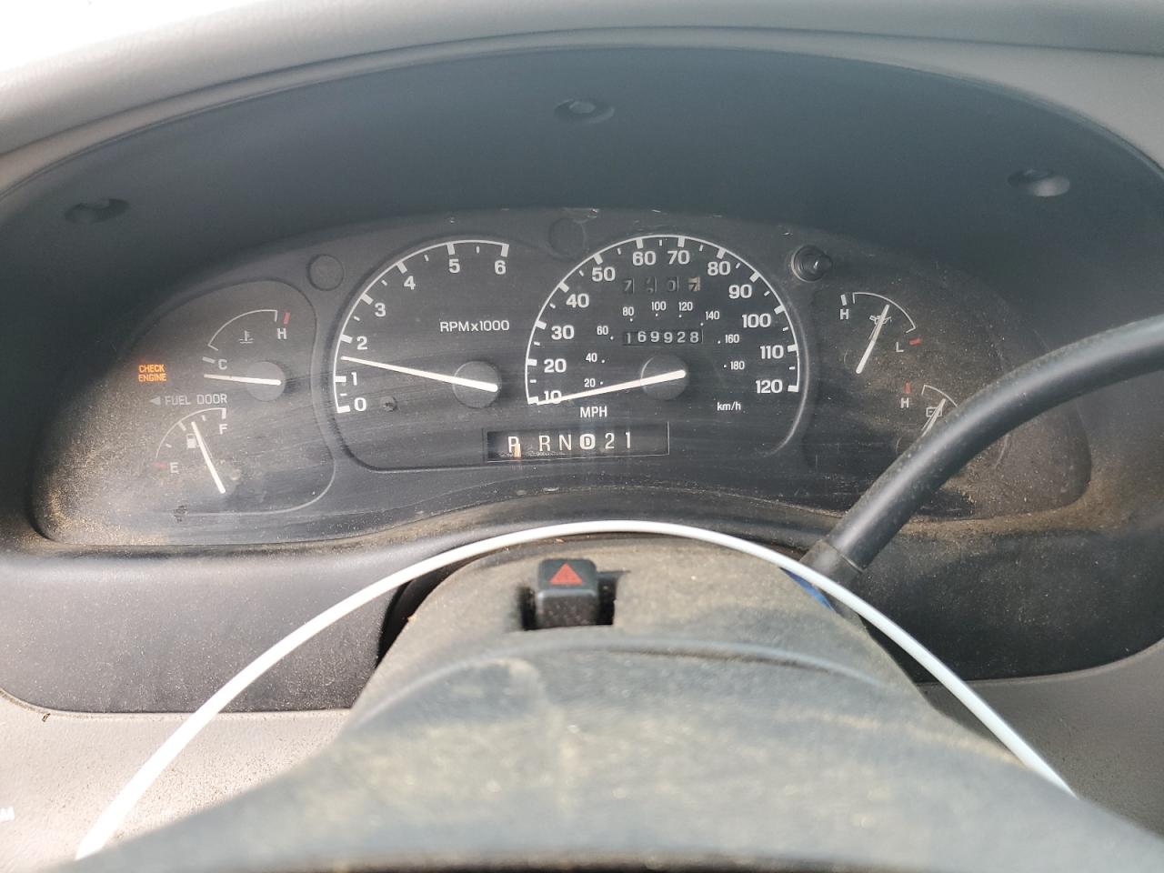 1998 Mazda B4000 Cab Plus VIN: 4F4ZR17X3WTM28634 Lot: 85180885