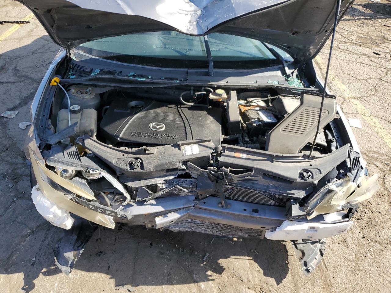 2005 Mazda 3 S VIN: JM1BK323451332925 Lot: 82414485