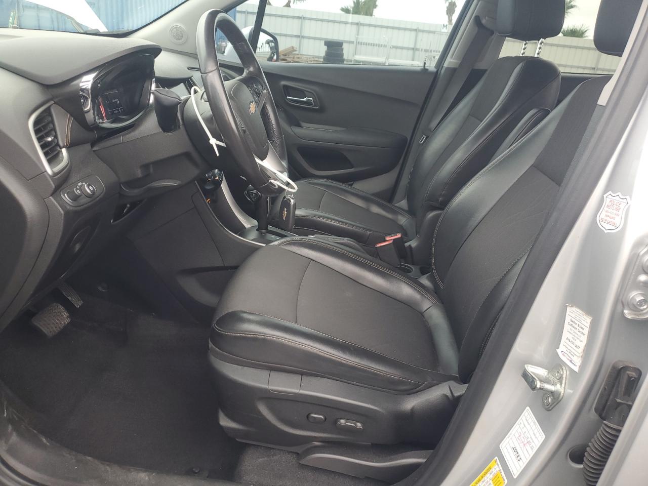 2020 Chevrolet Trax 1Lt VIN: 3GNCJLSB9LL195590 Lot: 82326095