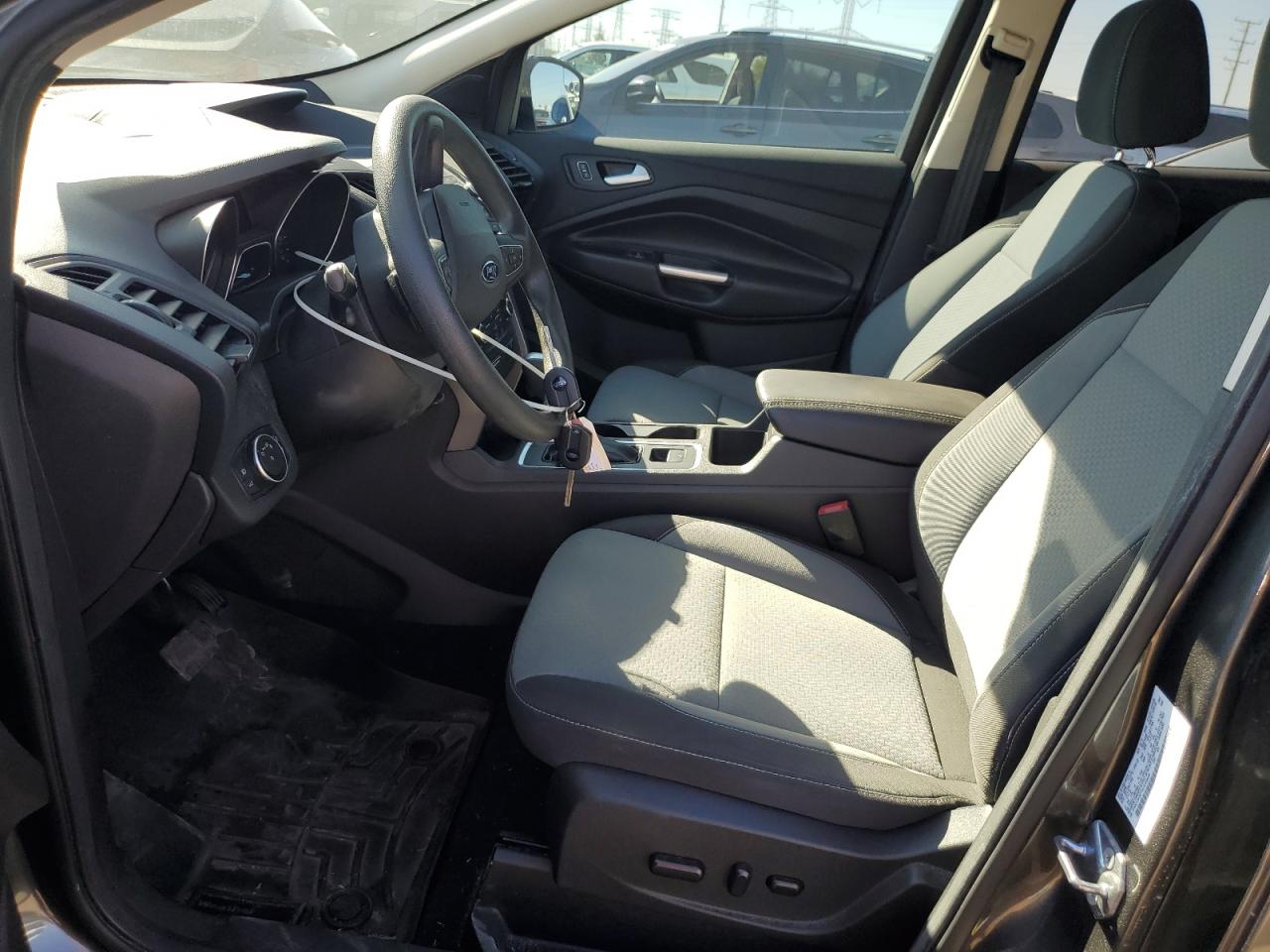 2017 Ford Escape Se VIN: 1FMCU9GD1HUD49859 Lot: 81989145