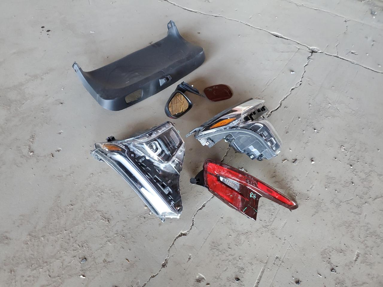 2024 Chevrolet Trax 1Lt VIN: KL77LHE2XRC176433 Lot: 85396645