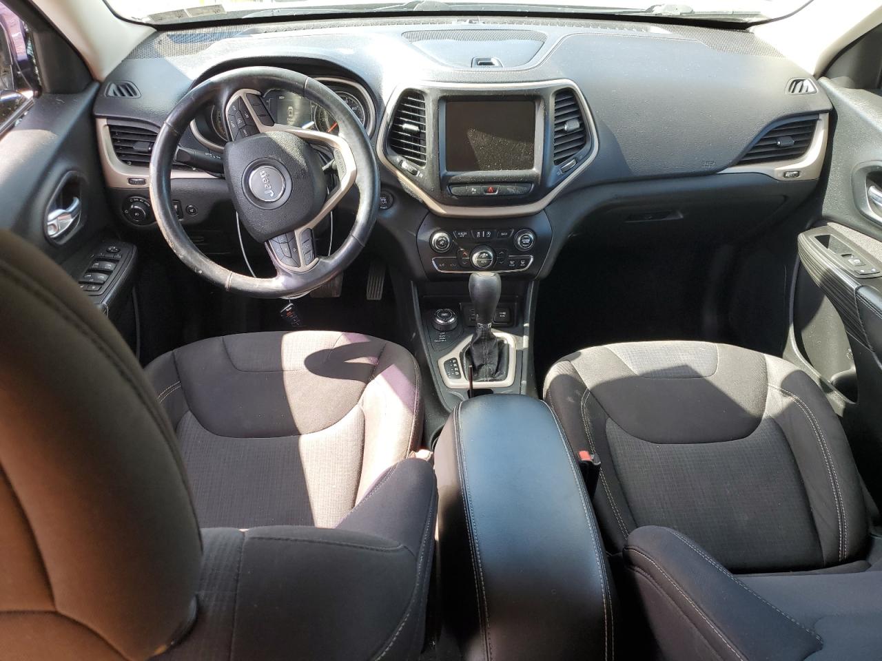 2015 Jeep Cherokee Latitude VIN: 1C4PJMCS9FW551890 Lot: 82387125