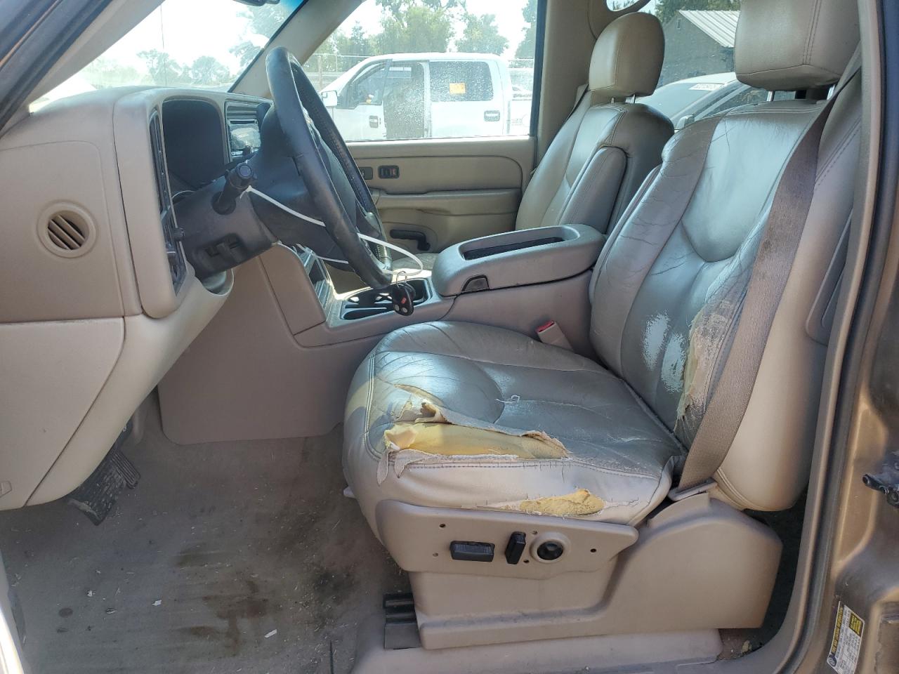 2004 Chevrolet Suburban K1500 VIN: 1GNFK16Z44J162236 Lot: 84602715