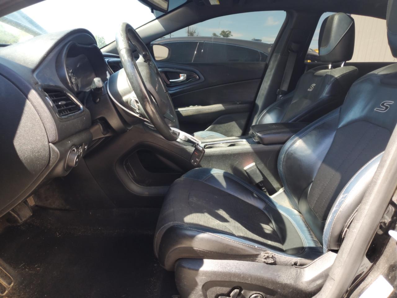 2015 Chrysler 200 S VIN: 1C3CCCBB2FN650890 Lot: 81378185