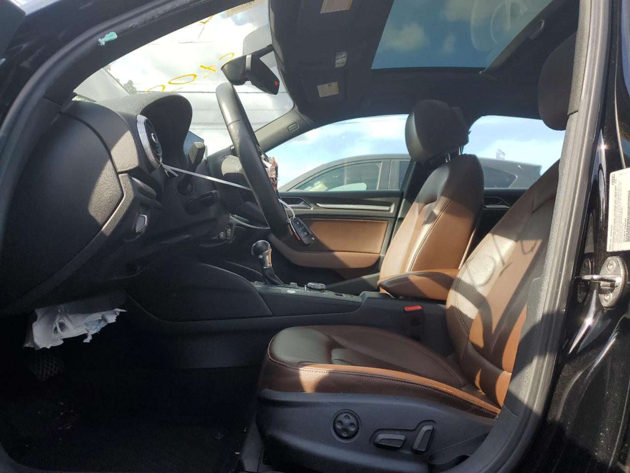 2018 Audi A3 Premium Plus VIN: WAUJ8GFF1J1086560 Lot: 84375075