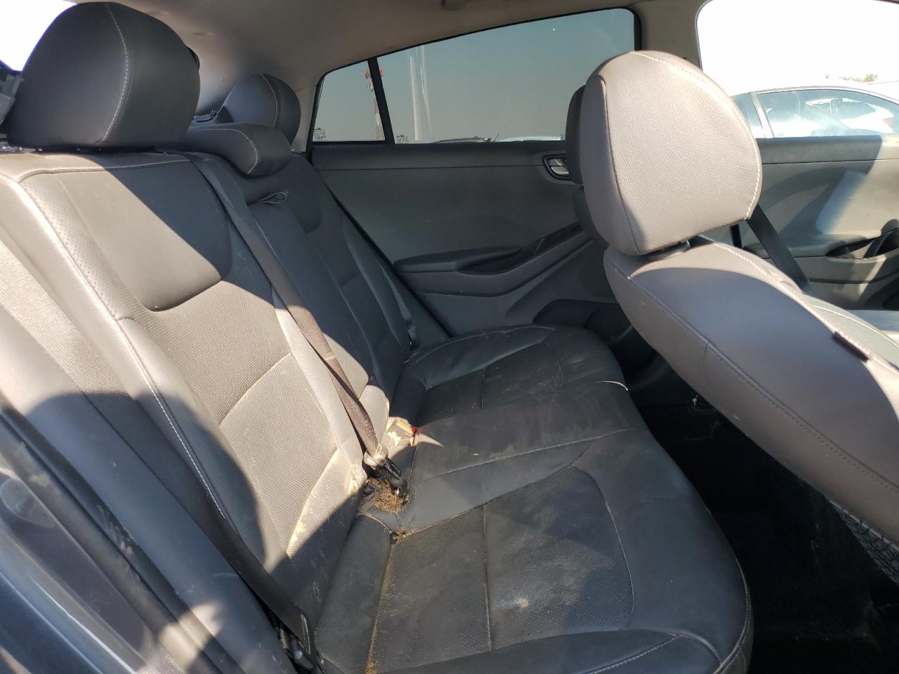 2019 Hyundai Ioniq Limited VIN: KMHC05LC2KU137206 Lot: 82370105