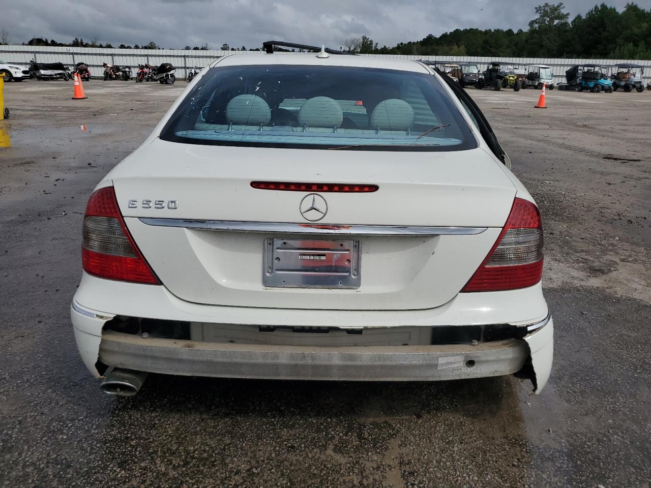 2009 Mercedes-Benz E 550 VIN: WDBUF72X49B377238 Lot: 85096285