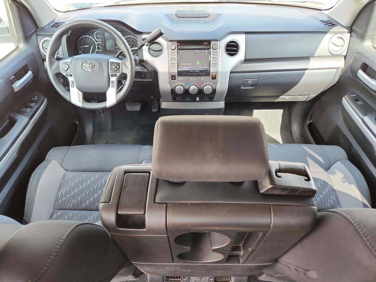 2019 Toyota Tundra Crewmax Sr5 VIN: 5TFEM5F17KX144176 Lot: 85741765