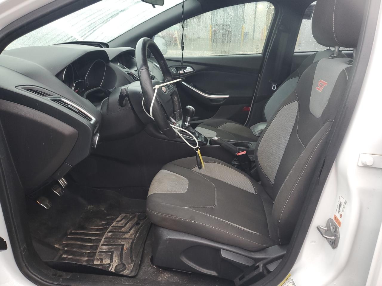 2016 Ford Focus St VIN: 1FADP3L93GL377395 Lot: 90232945