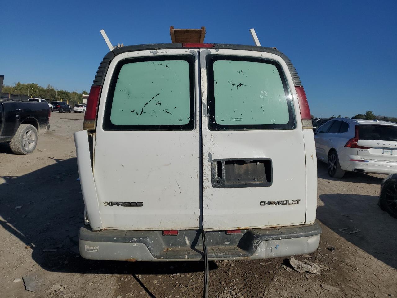 2001 Chevrolet Express G2500 VIN: 1GCFG25MX11158502 Lot: 82370005