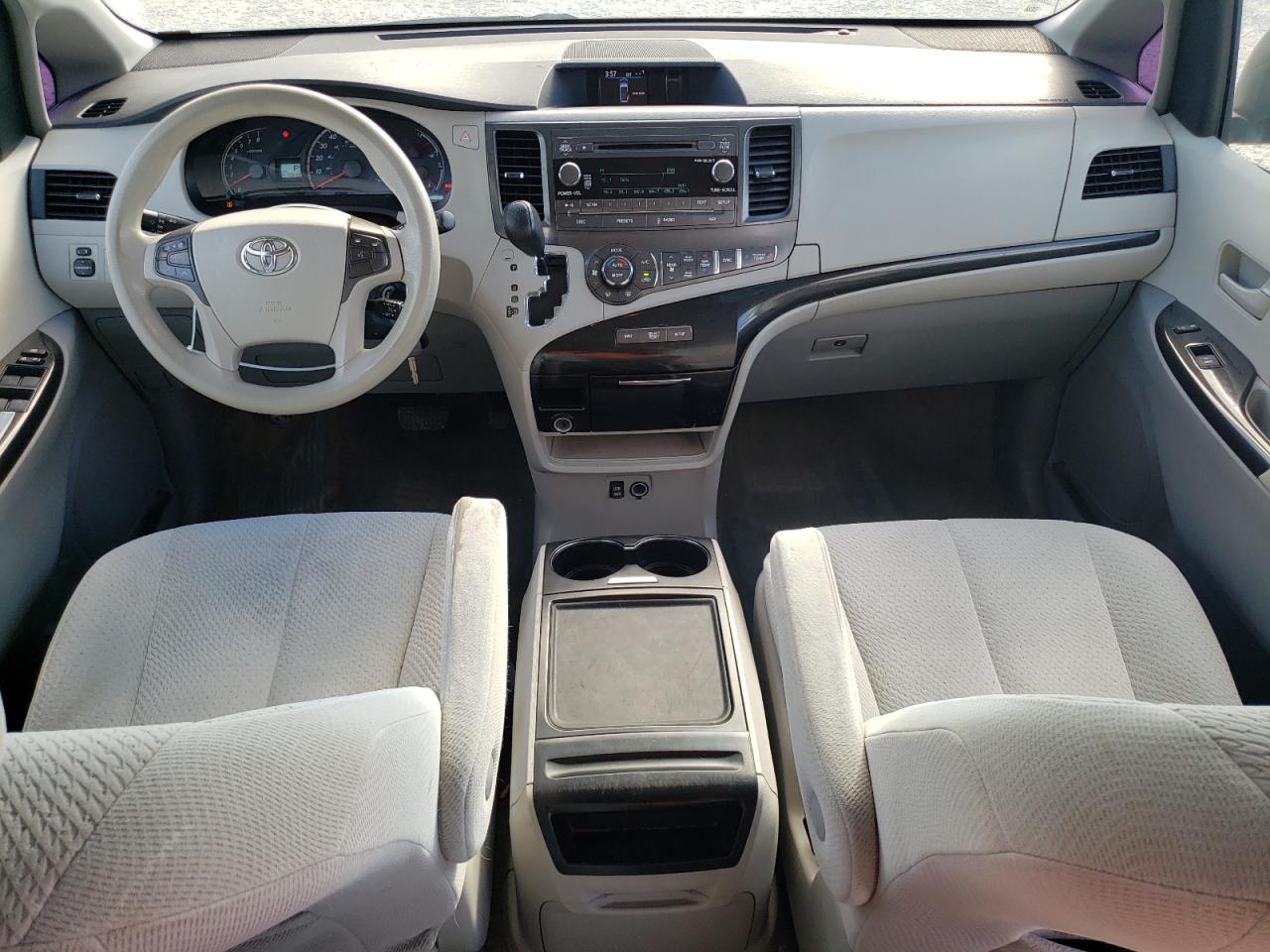 2013 Toyota Sienna Le VIN: 5TDKK3DC4DS343728 Lot: 82441635