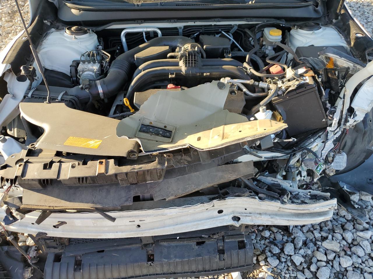 2017 Subaru Legacy 2.5I Limited VIN: 4S3BNAN63H3038264 Lot: 85303615