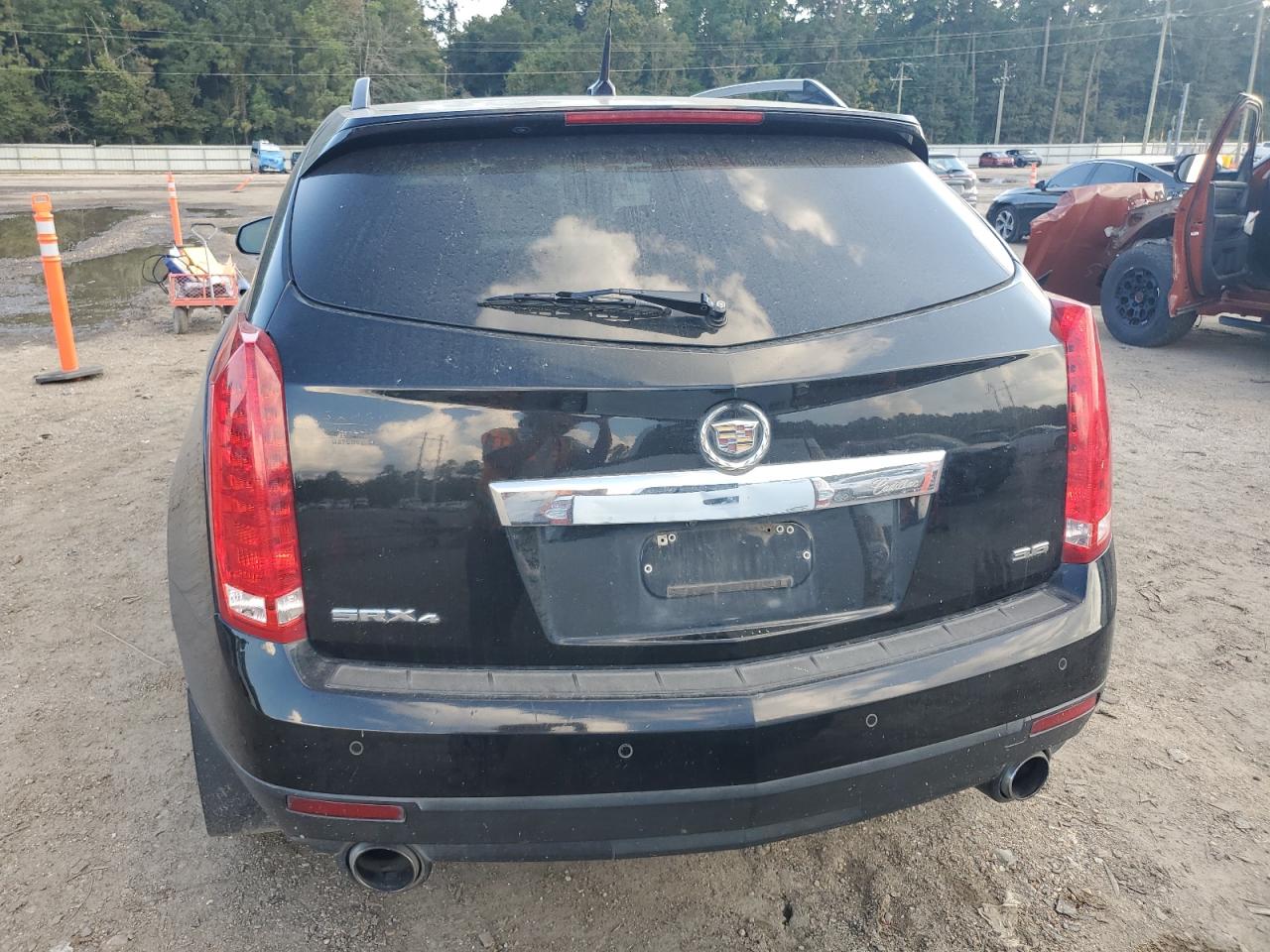 2014 Cadillac Srx Luxury Collection VIN: 3GYFNEE34ES675694 Lot: 85783305