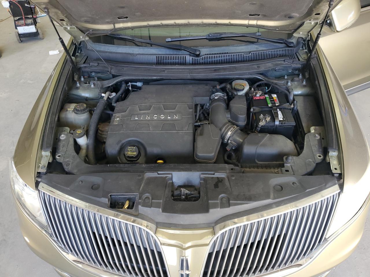 2013 Lincoln Mkt VIN: 2LMHJ5FK0DBL52134 Lot: 90303395